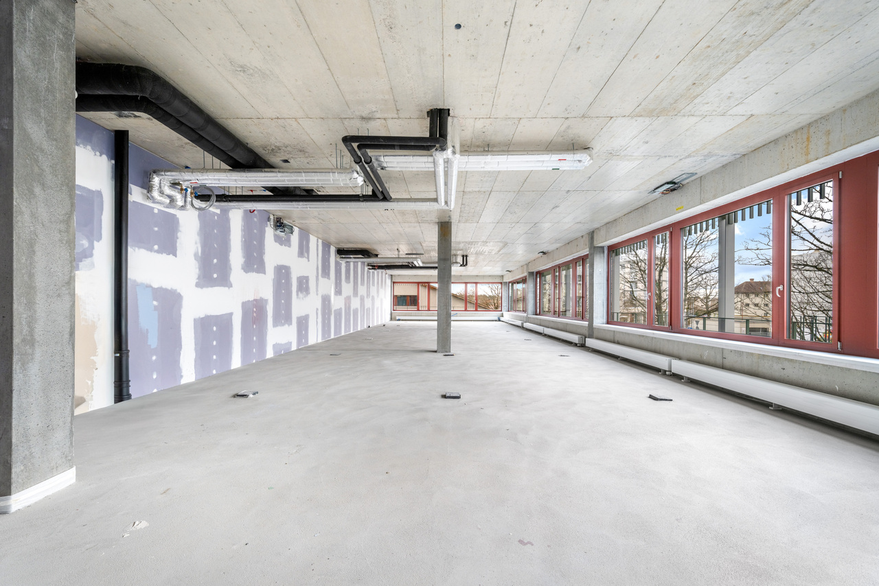 210m² office, photo 5 of 8