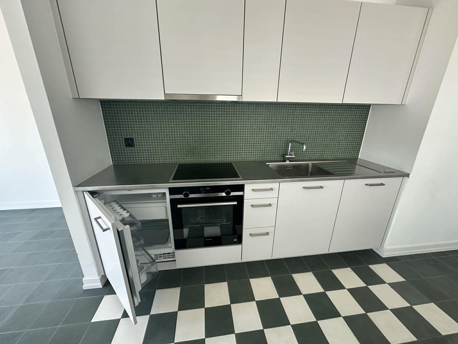 2 ½ rooms apartment, photo 1 of 6