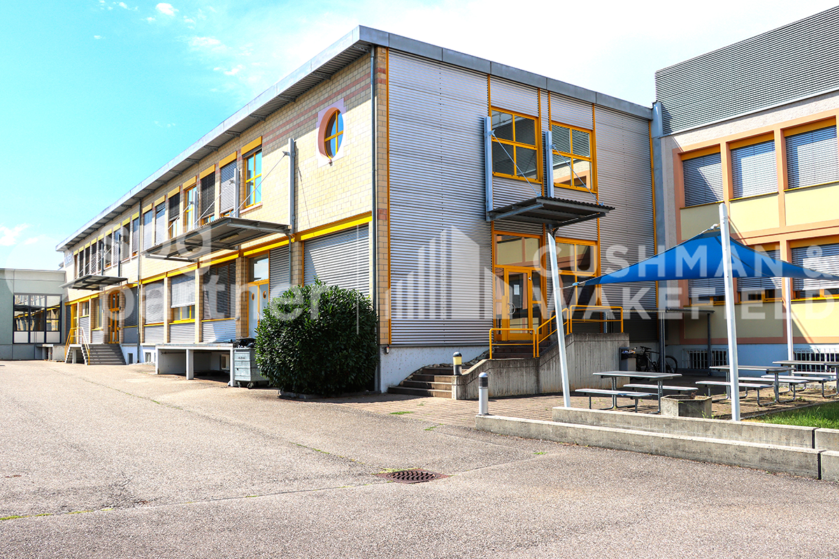 1039m² atelier, photo 10 of 10