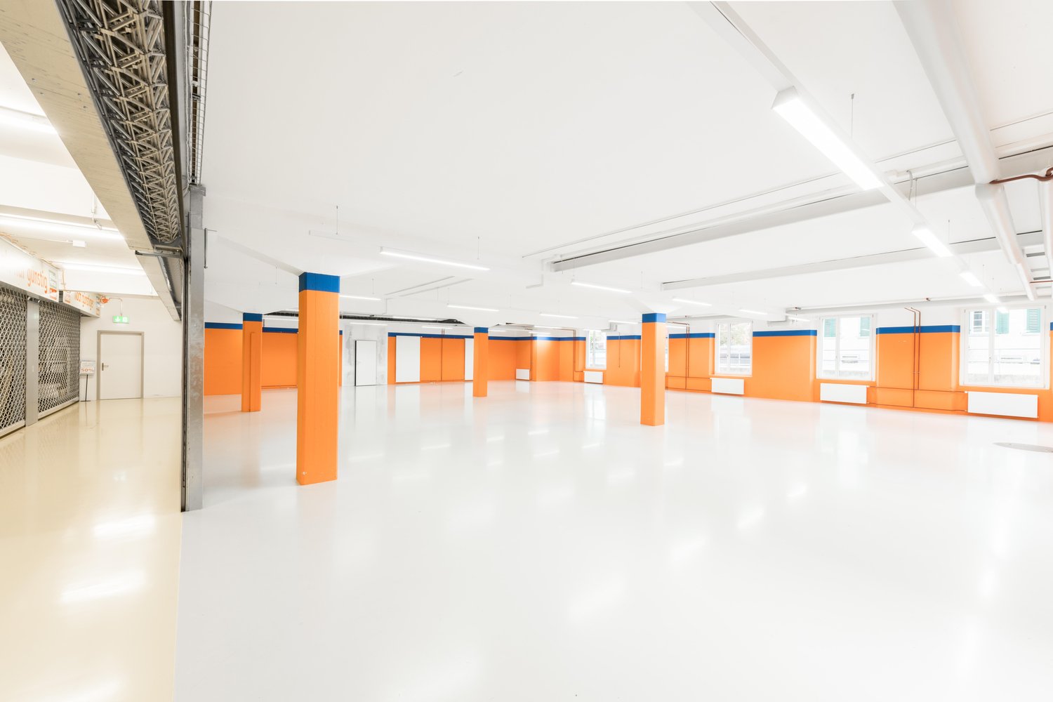 863m² commerciale