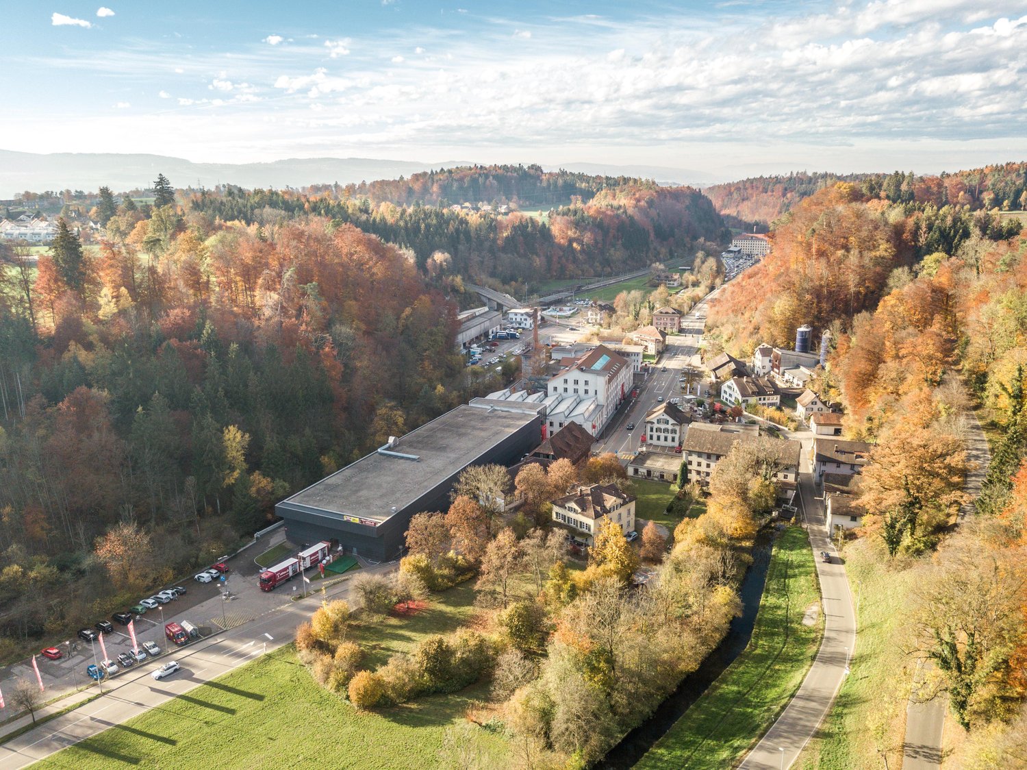 863m² commerciale
