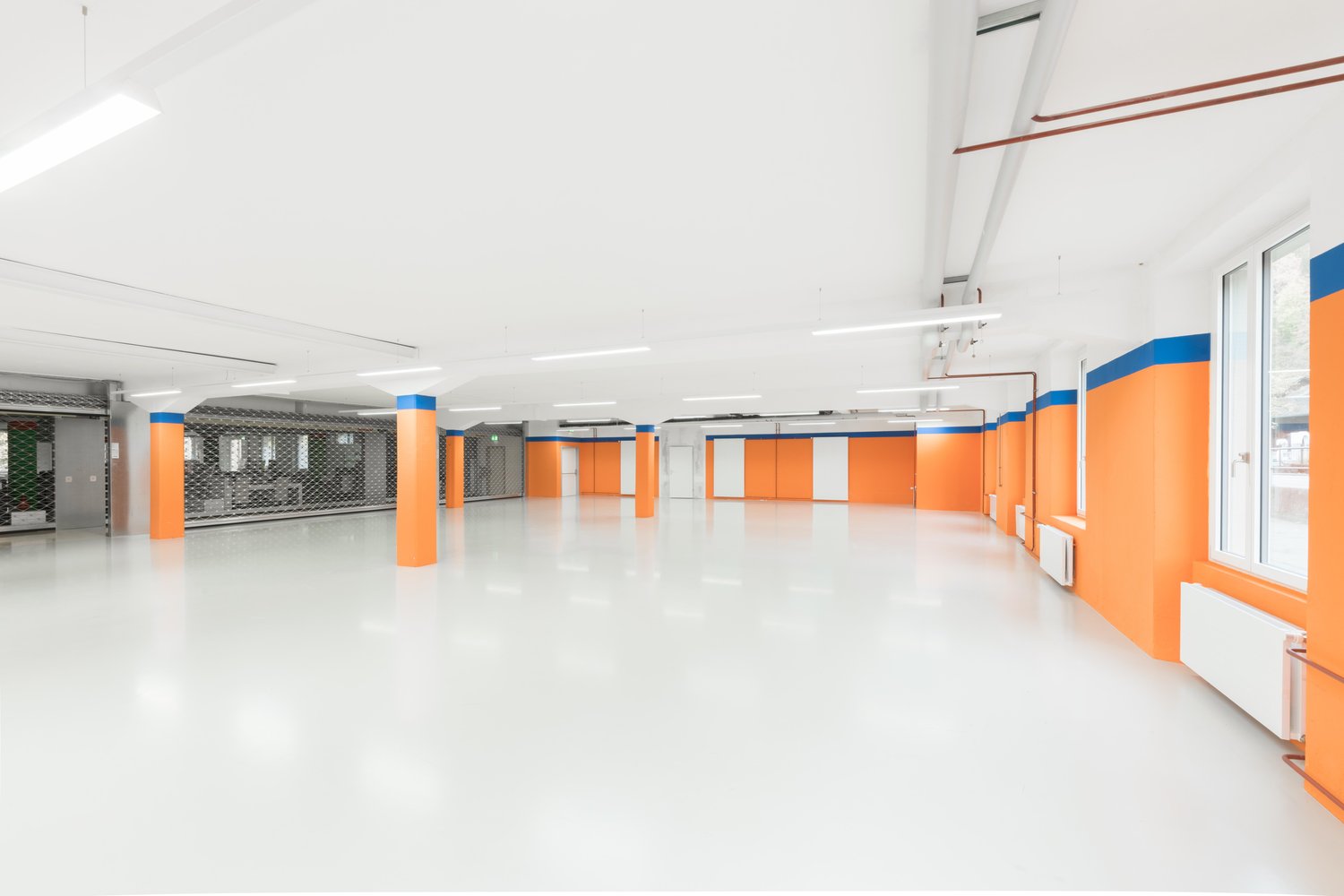 863m² commerciale