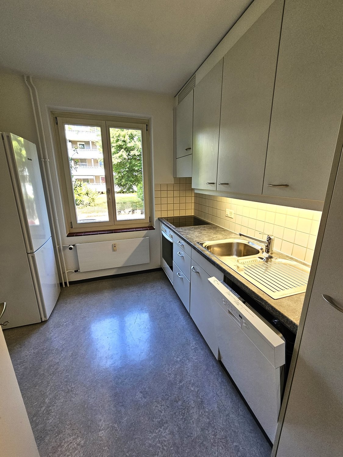 2 rooms apartment, photo 2 of 6