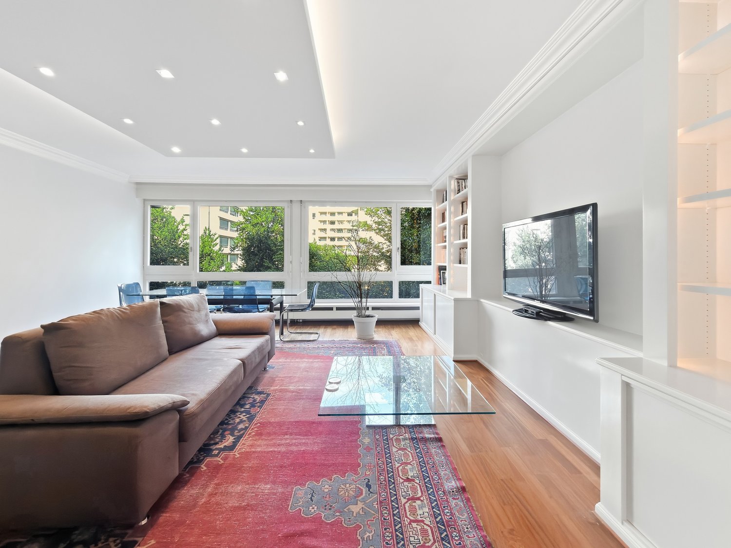 3 rooms apartment, photo 1 of 10