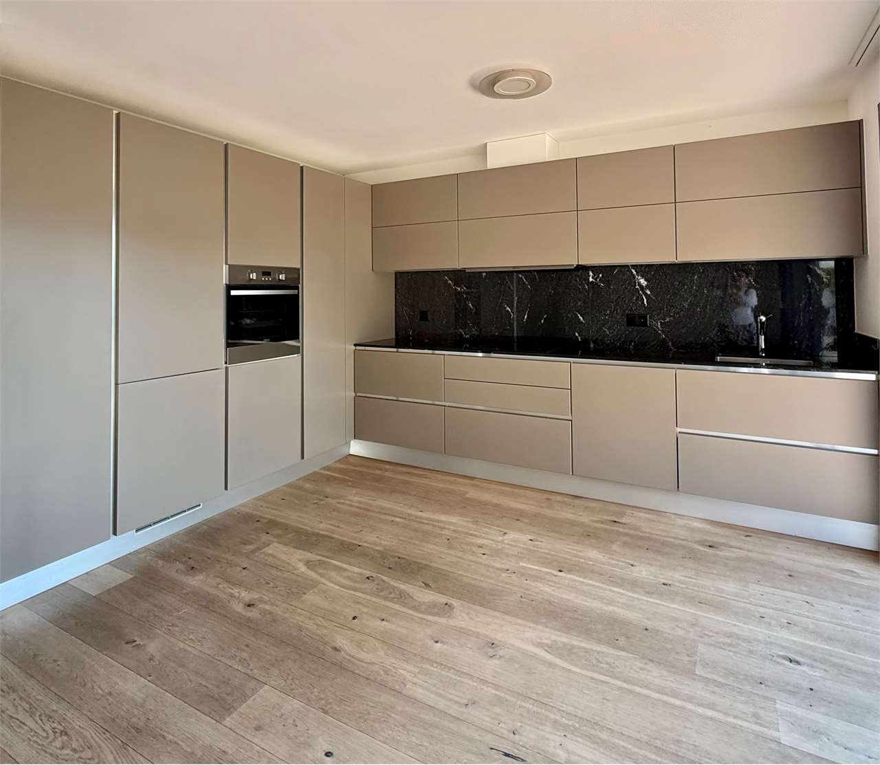 4 ½ rooms apartment, photo 1 of 9