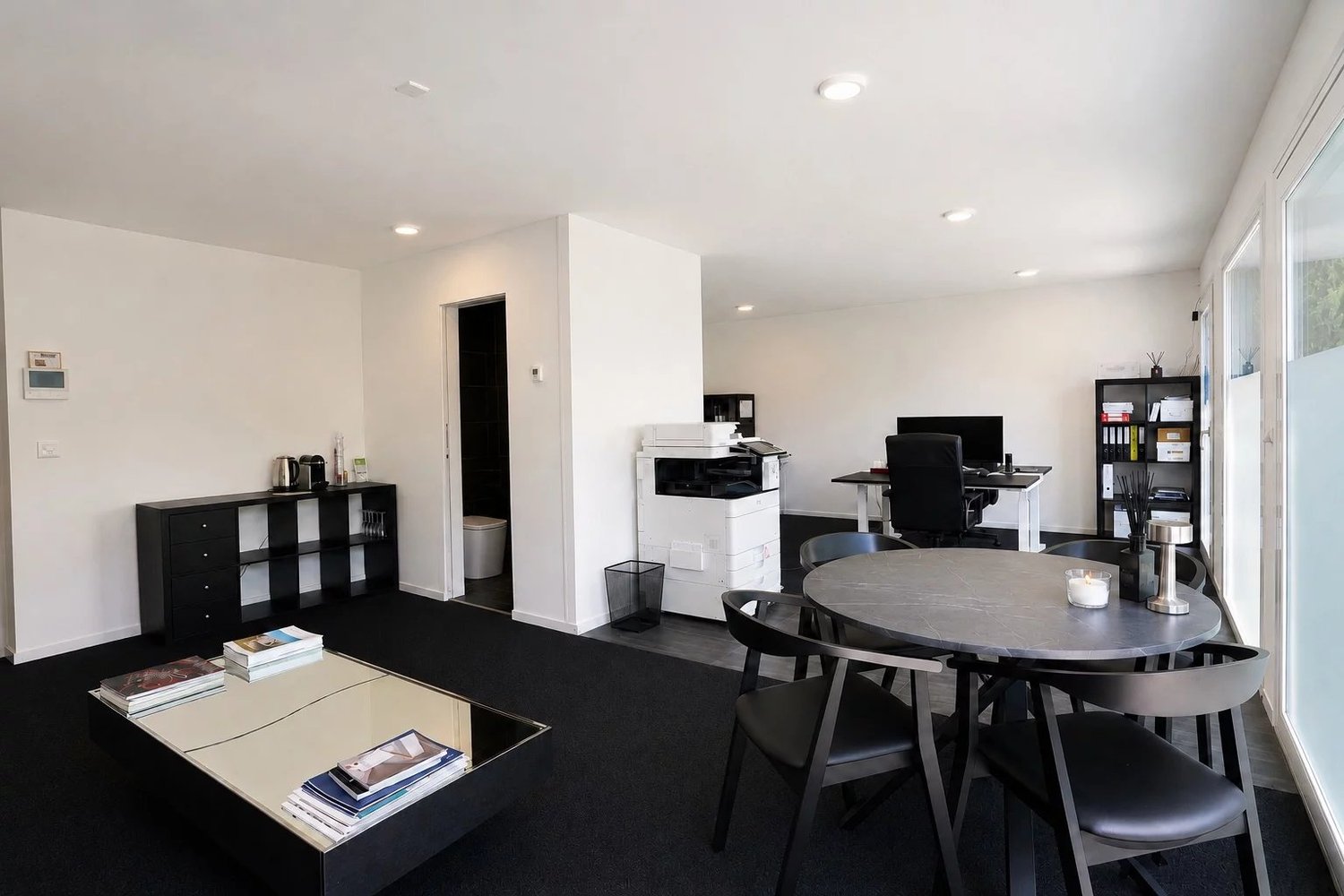 Office, photo 2 of 5