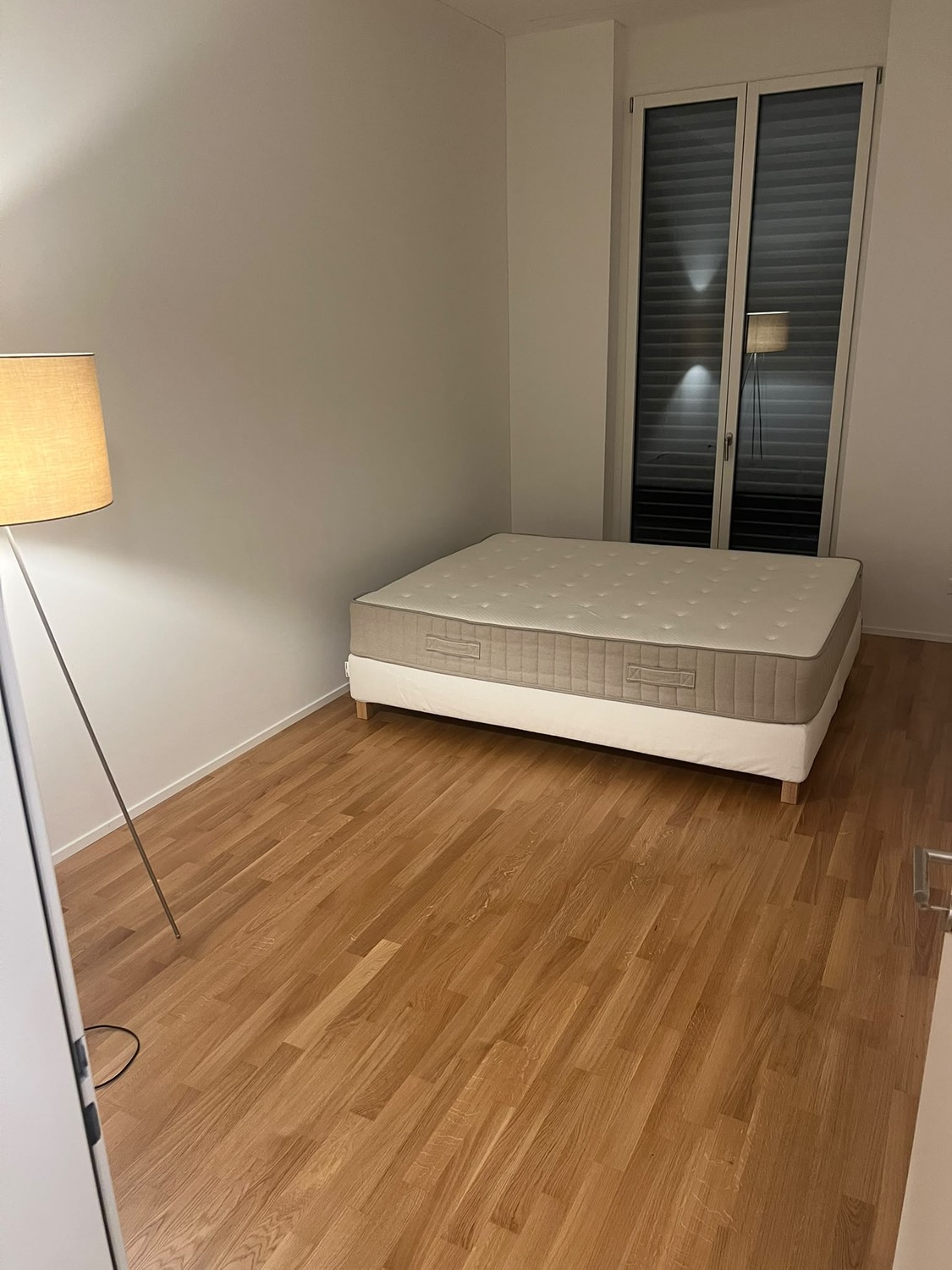 Chambre dans un appartement partagé