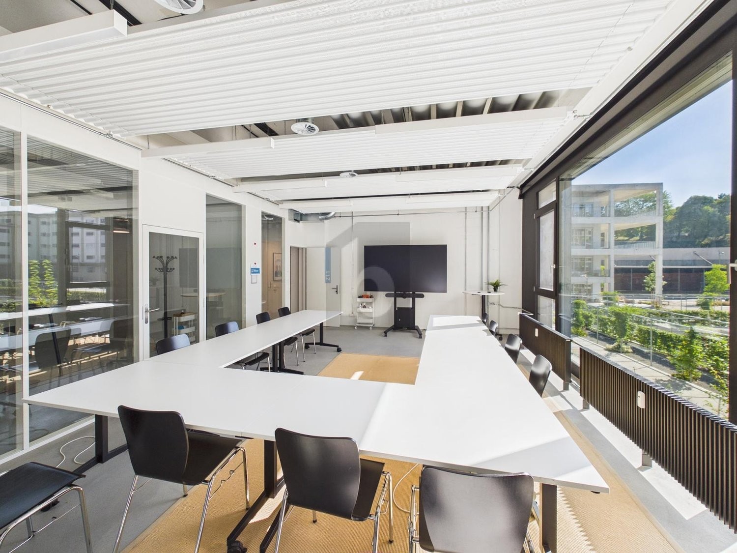 44m² office, photo 3 of 4