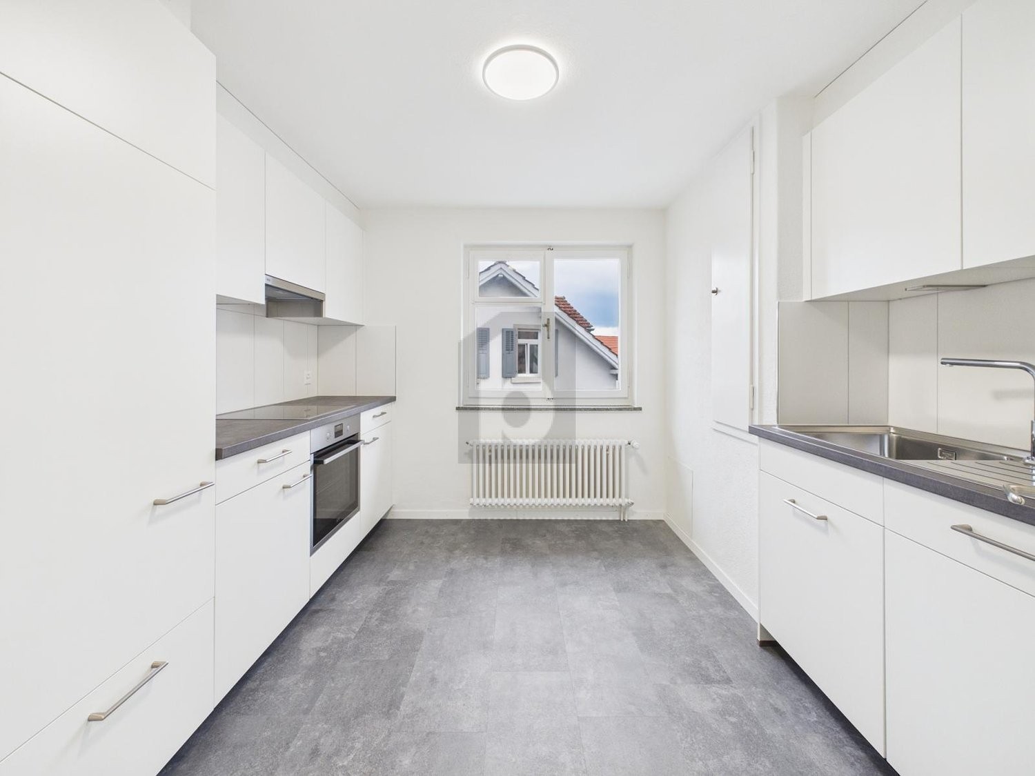 3 rooms apartment, photo 2 of 4