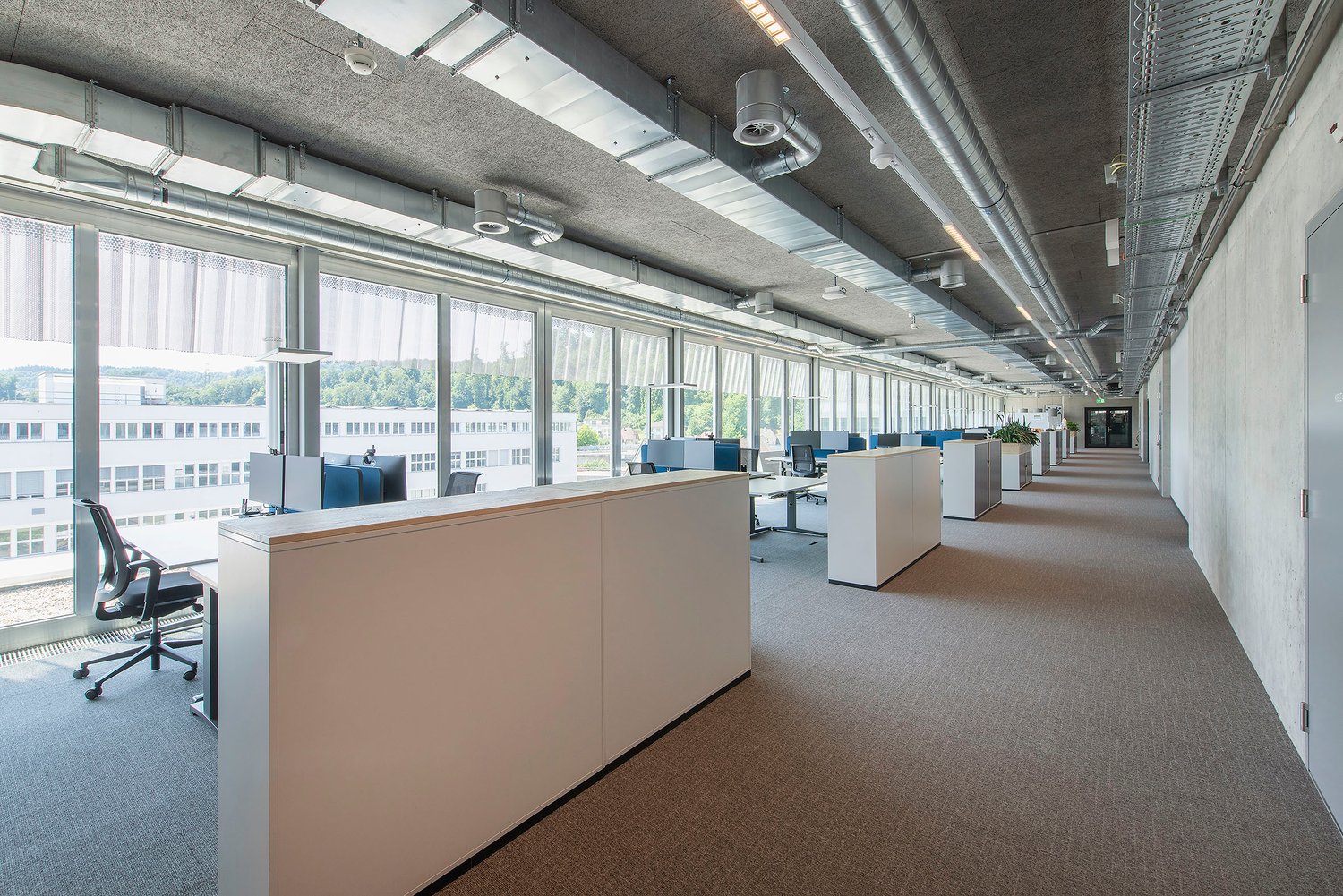2000m² office, photo 10 of 10