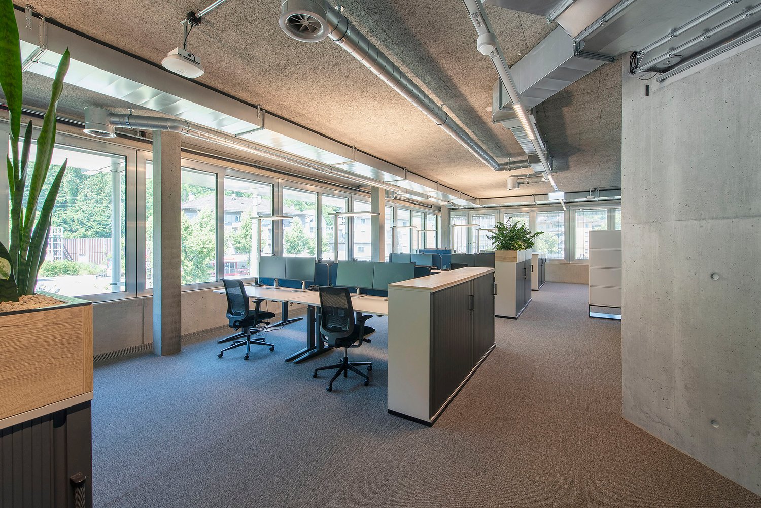 2000m² office, photo 5 of 10