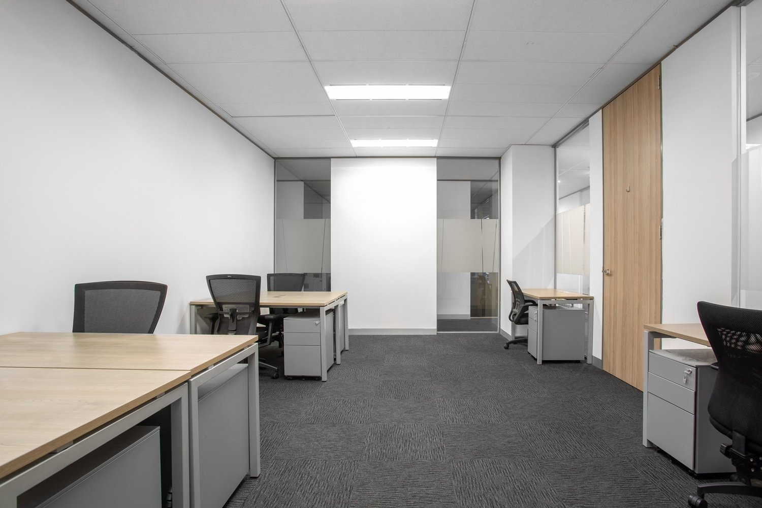 Office, photo 1 of 9