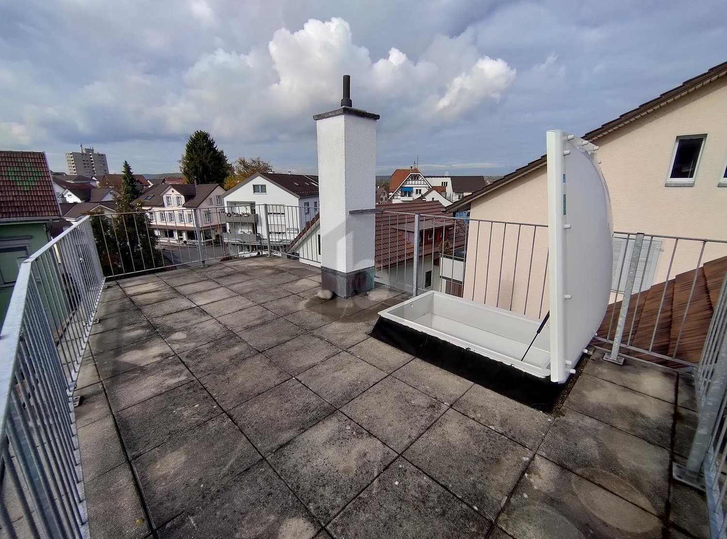 4 rooms roof flat