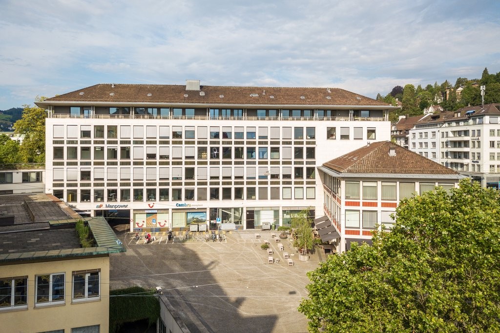 23m² office, photo 2 of 9