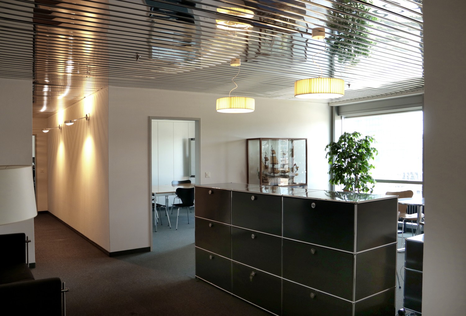 Office, photo 3 of 5