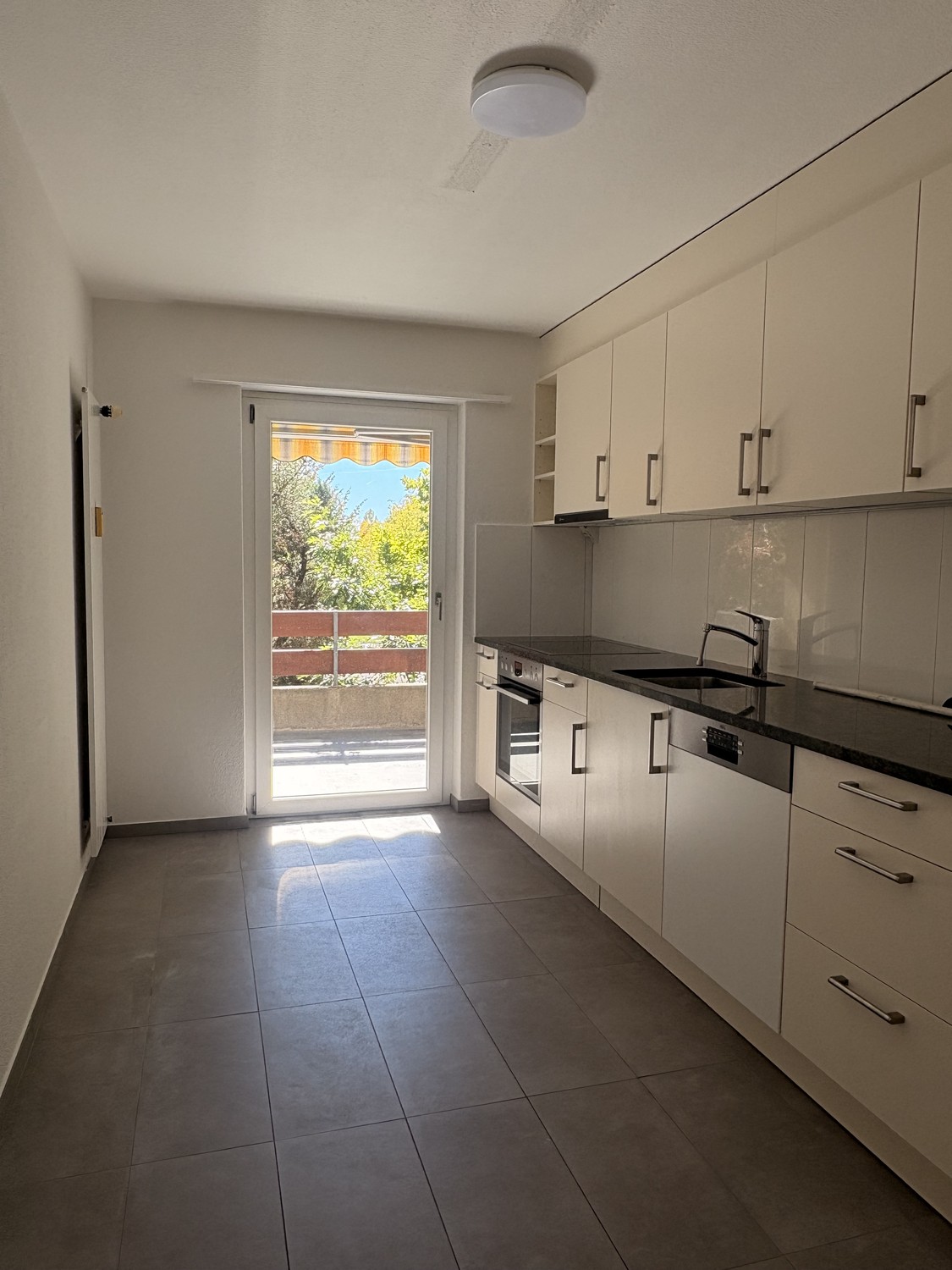 4 rooms apartment, photo 1 of 6