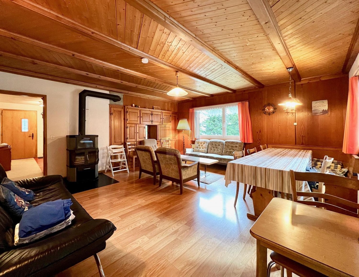 9 rooms chalet, photo 3 of 4