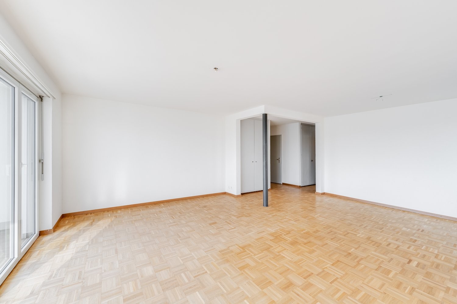 3 rooms apartment, photo 3 of 10