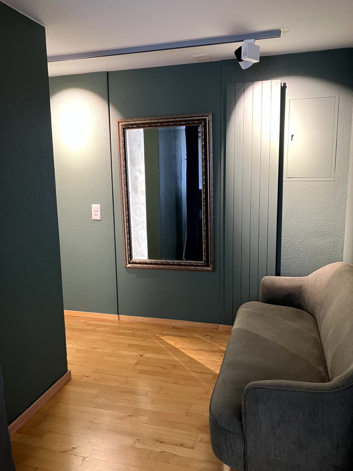 89m² commercial