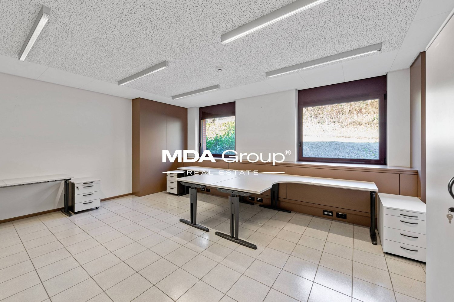 332m² office, photo 4 of 10