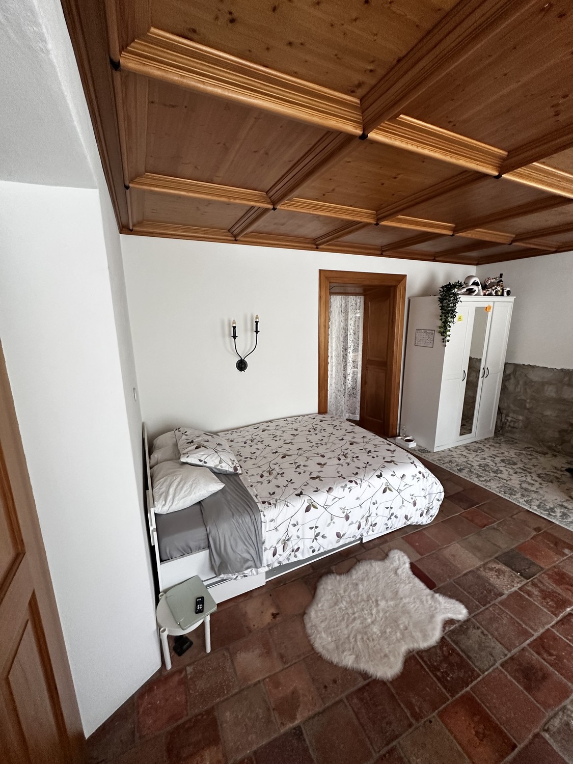 1 room apartment, photo 1 of 6
