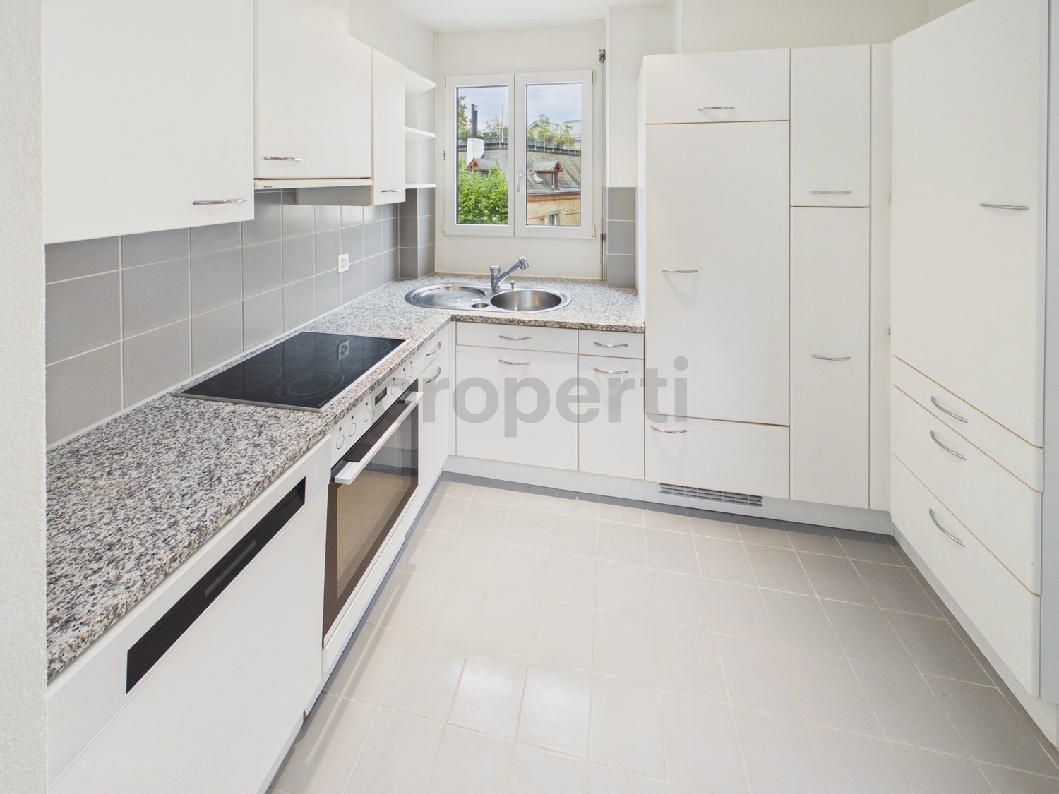 Room in a shared flat, photo 1 of 8