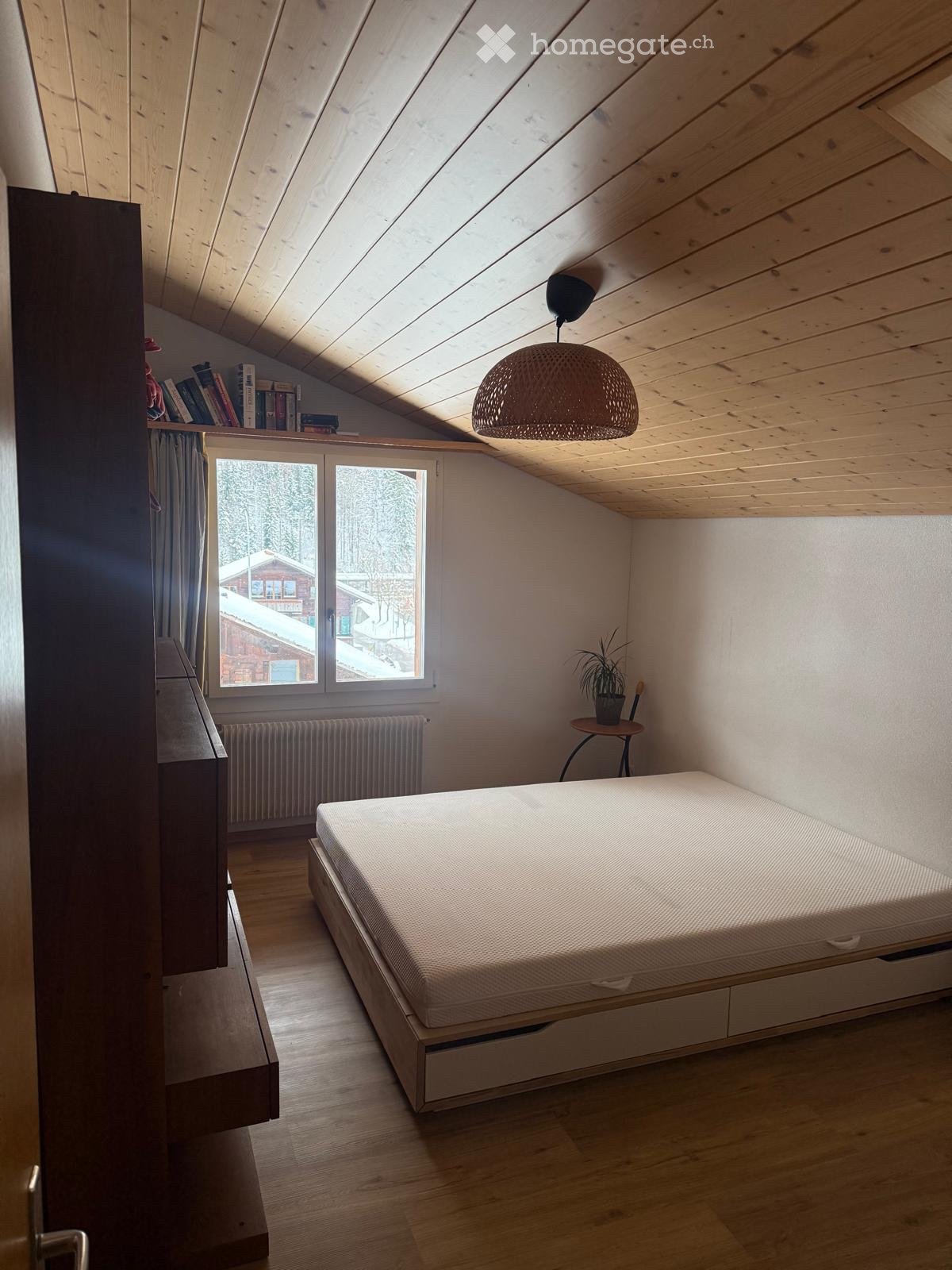 5 rooms apartment