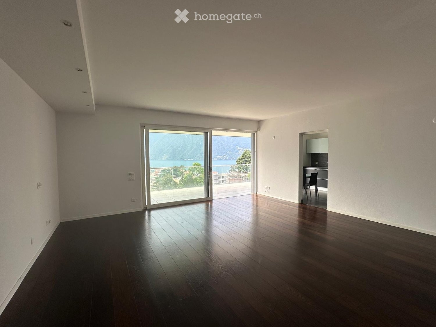 4 rooms apartment, photo 2 of 5