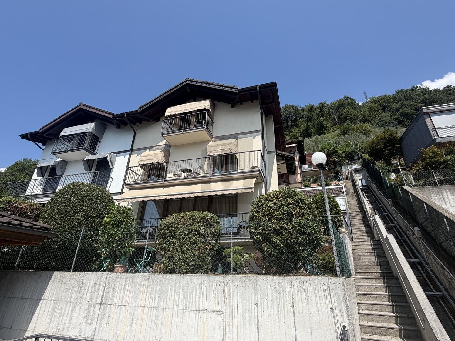 5 ½ rooms duplex house, photo 2 of 4