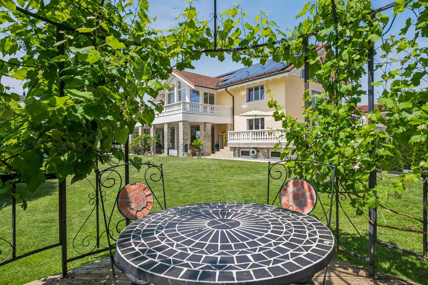 8 ½ pièces villa