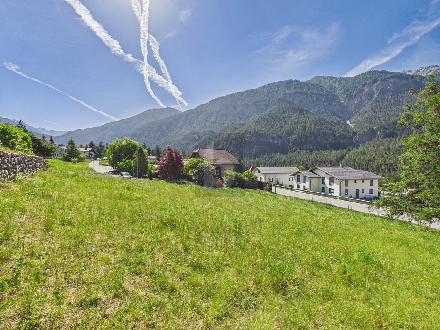 1000m² building land