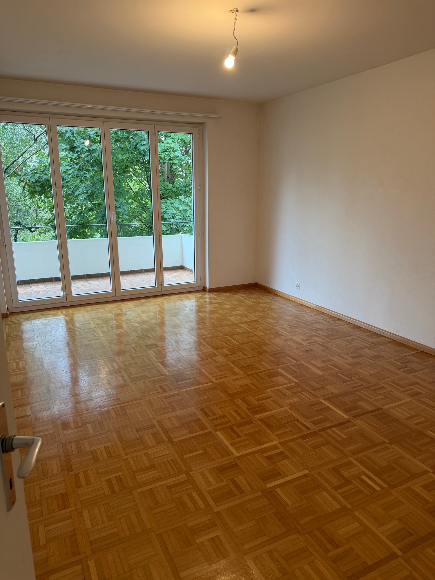 4 rooms apartment, photo 3 of 6