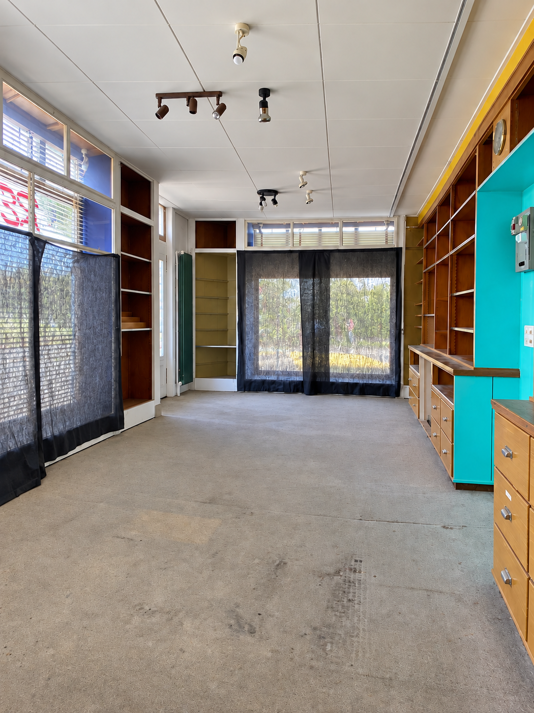 Magasin de 80m²