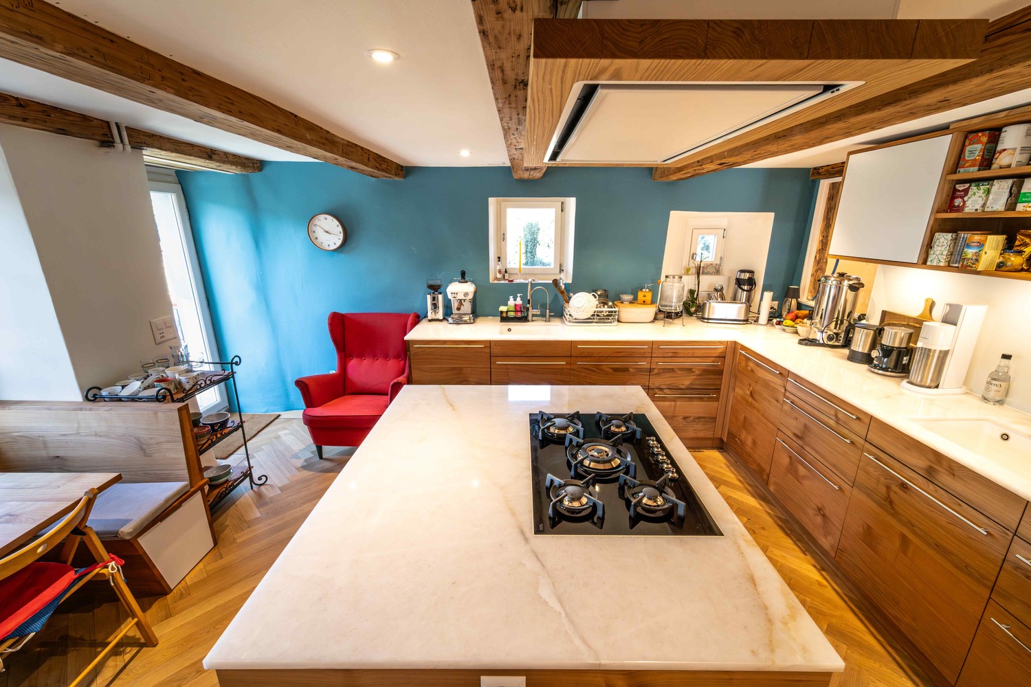 6 rooms single house