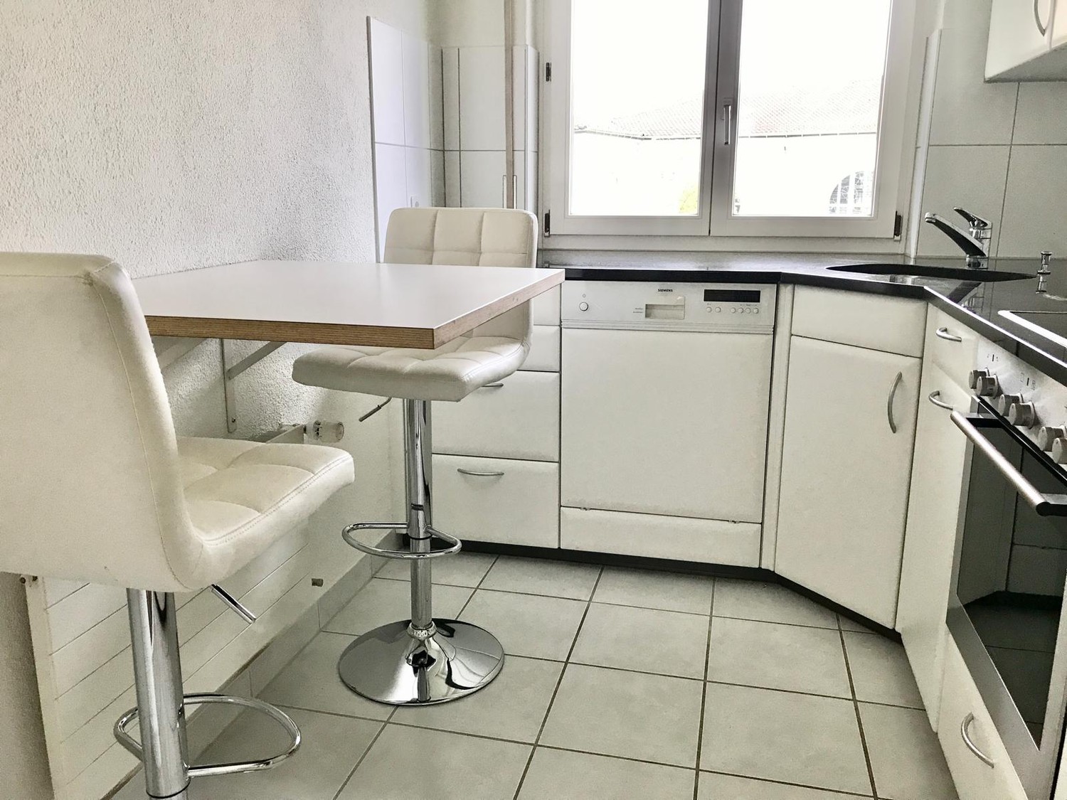 3 rooms apartment, photo 3 of 5