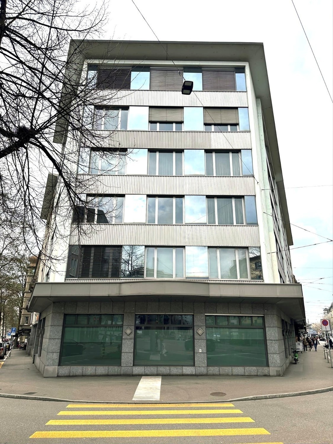 214m² commercial, photo 3 of 4