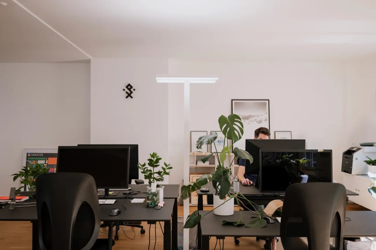 Office, photo 1 of 5