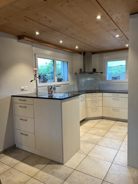 8 ½ rooms single house