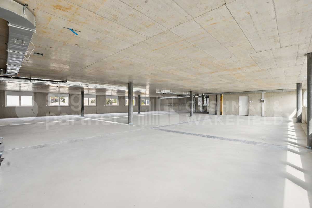 200m² commercial, photo 6 of 9