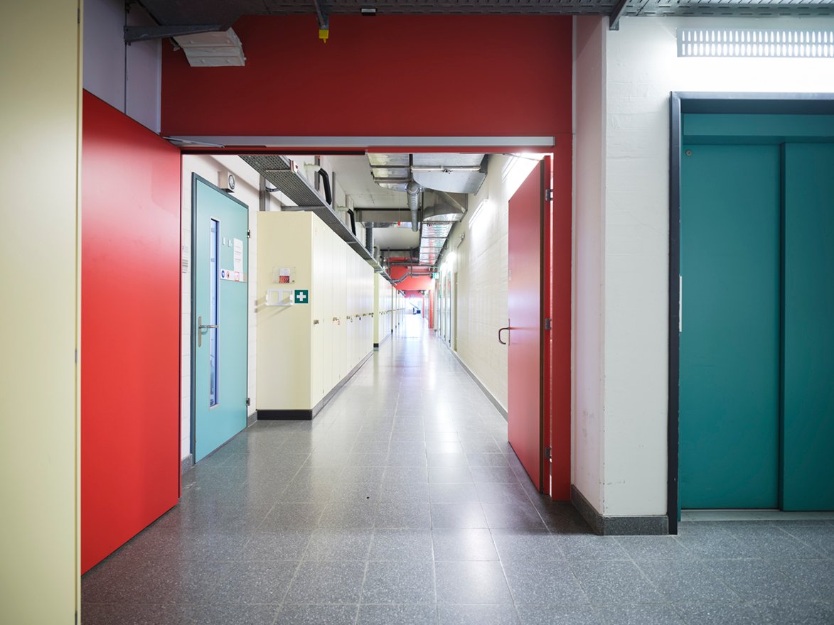 1600m² office, photo 3 of 10