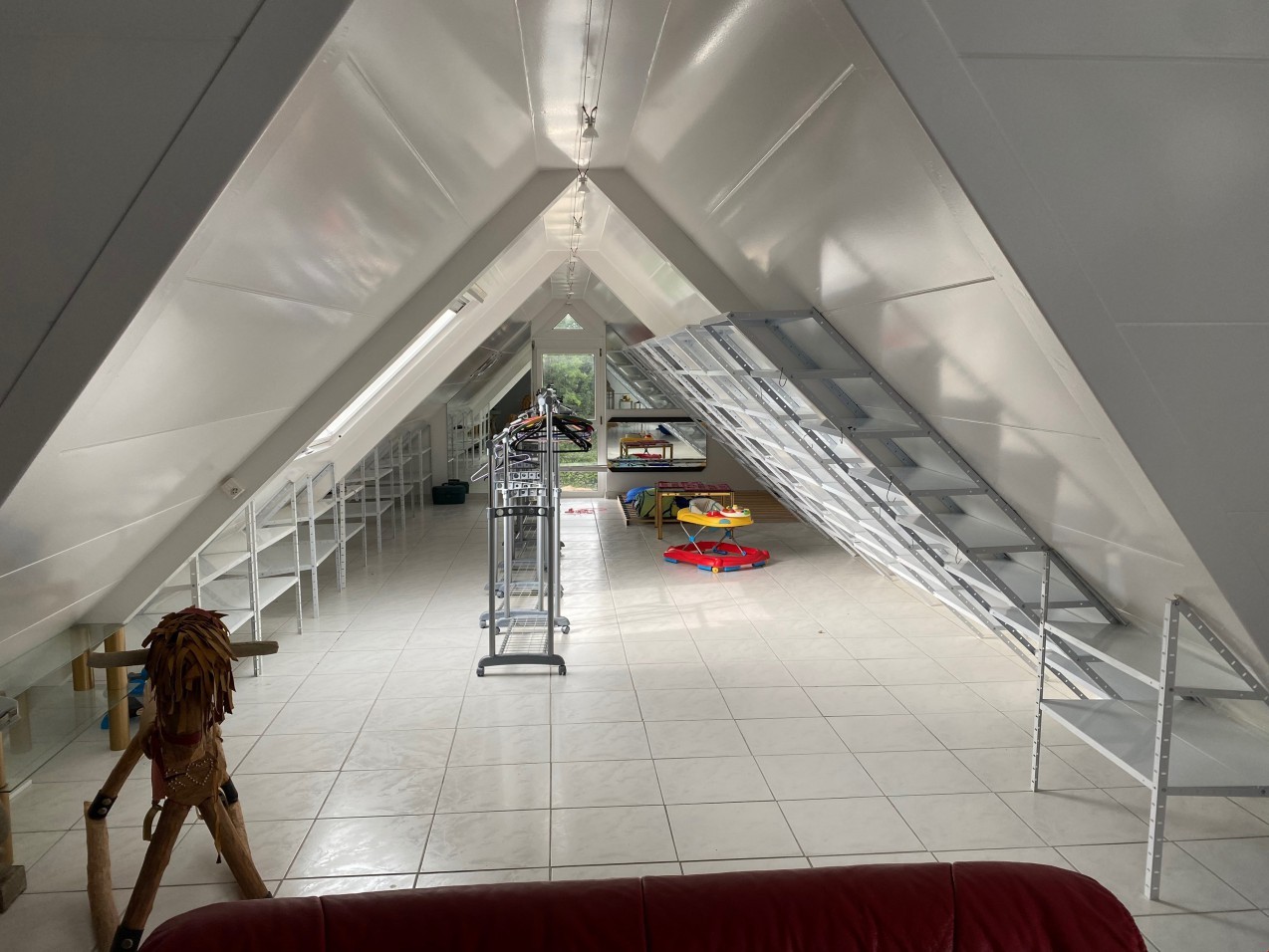 150m² commercial, photo 1 of 10