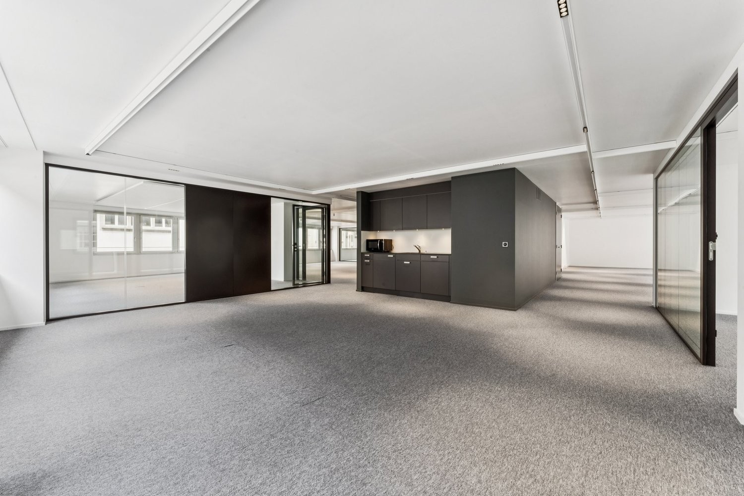 268m² office, Foto 4 von 10