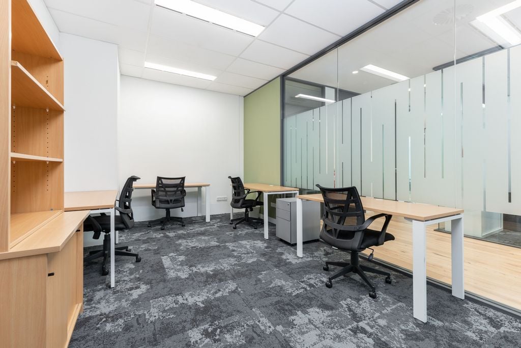 Office, photo 2 of 7