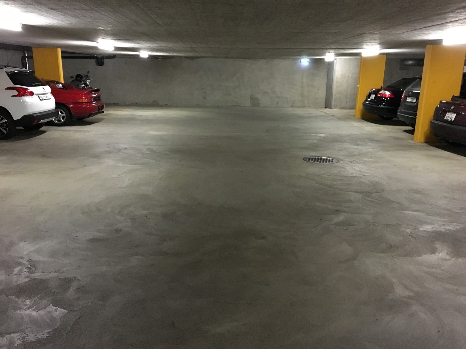 Open slot, photo 5 of 5