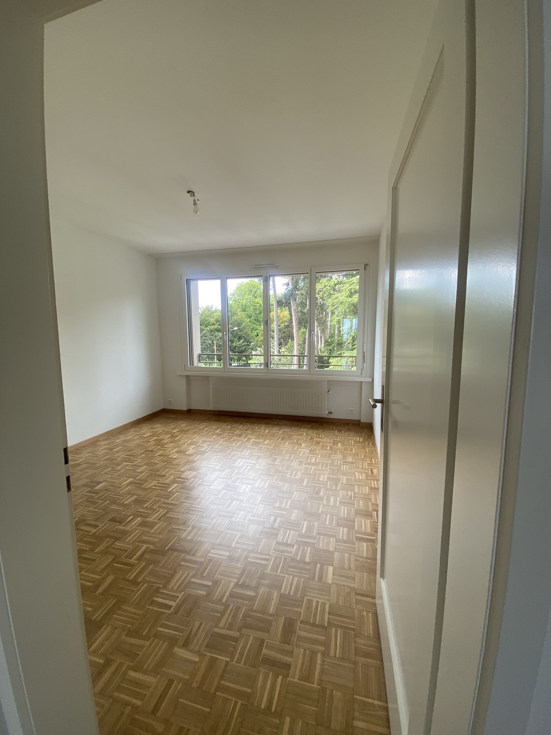 5 rooms apartment