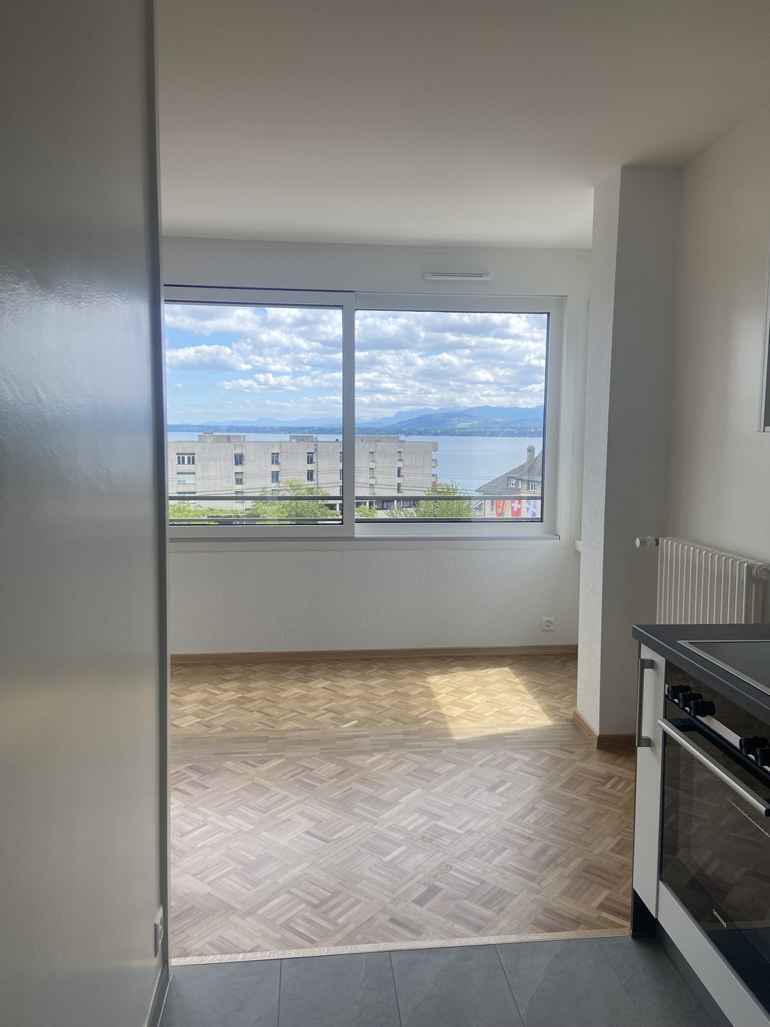 5 rooms apartment