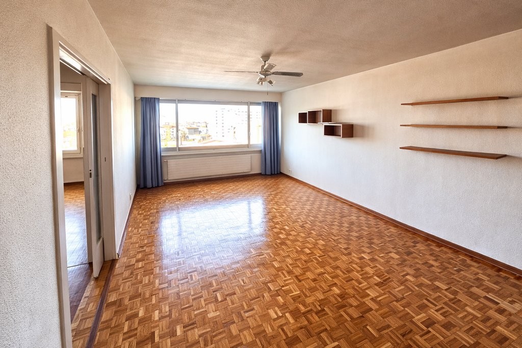 4 rooms apartment, photo 2 of 6