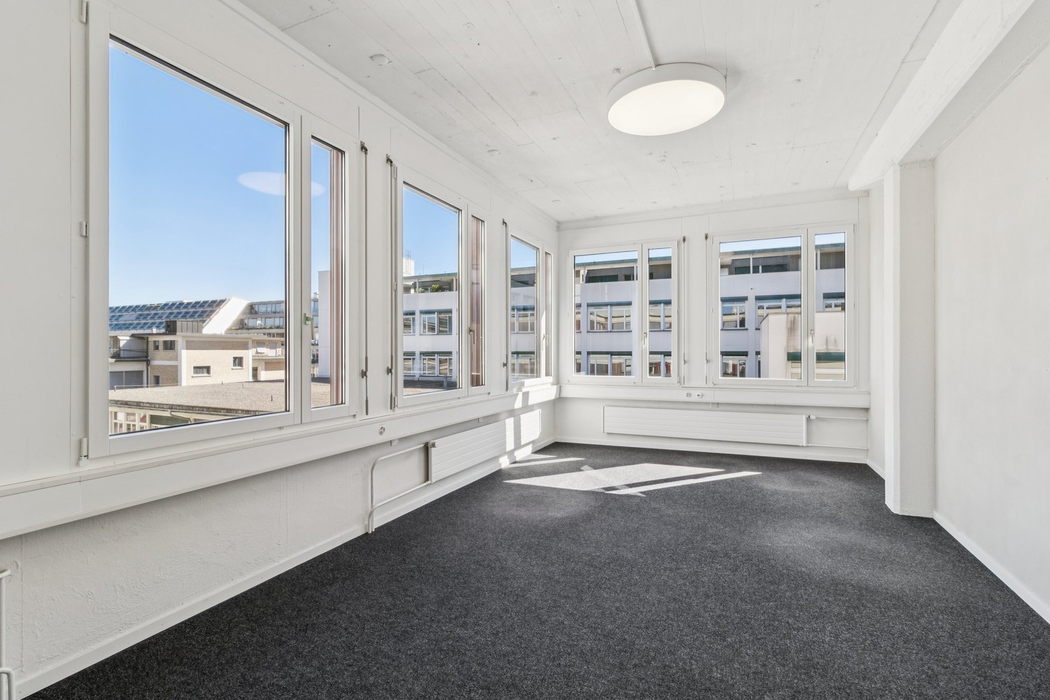 872m² office, photo 7 of 9