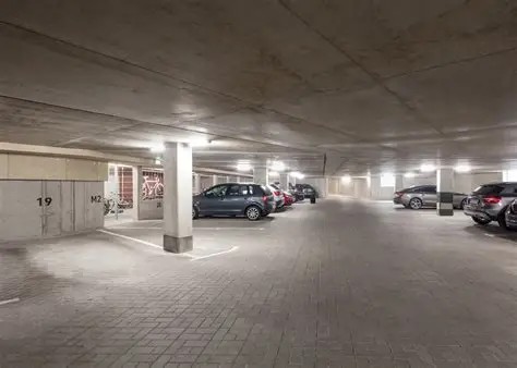 Emplacement de parking souterrain, photo 1 sur 2