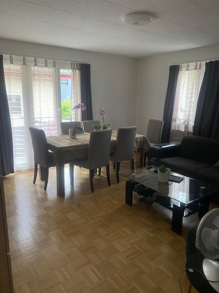 4 rooms apartment, photo 2 of 8
